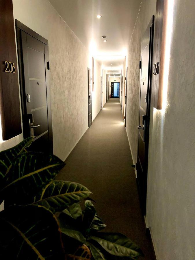 Space Apart Hotel Lutsʼk Exterior foto